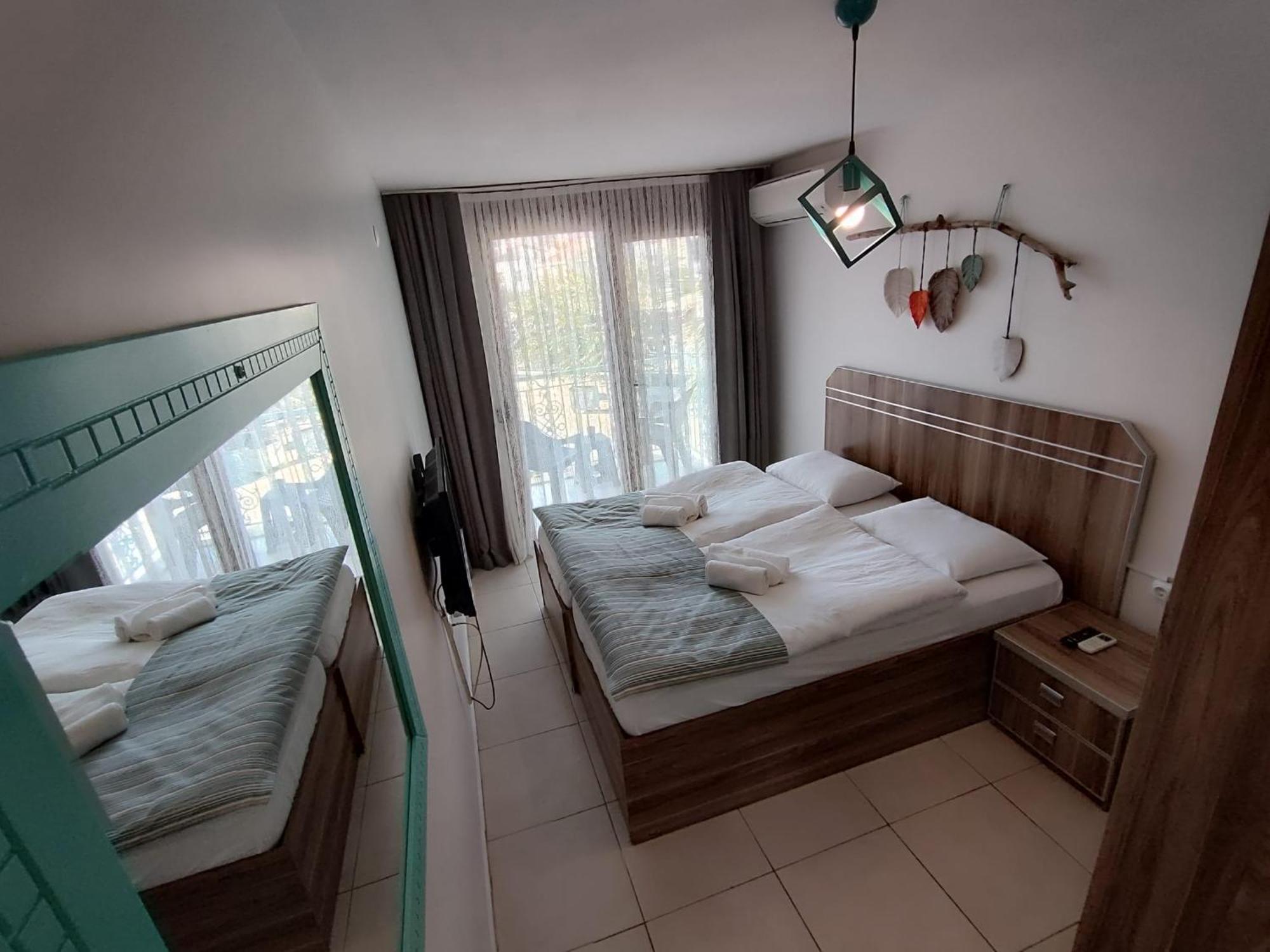 Foca Mint Hotel Zewnętrze zdjęcie