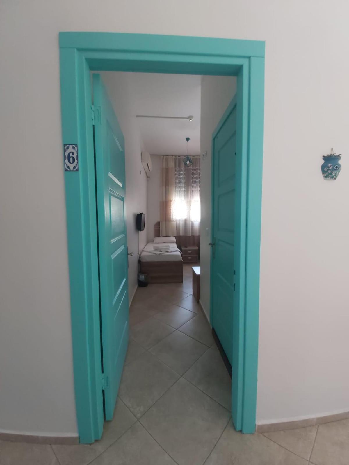 Foca Mint Hotel Zewnętrze zdjęcie
